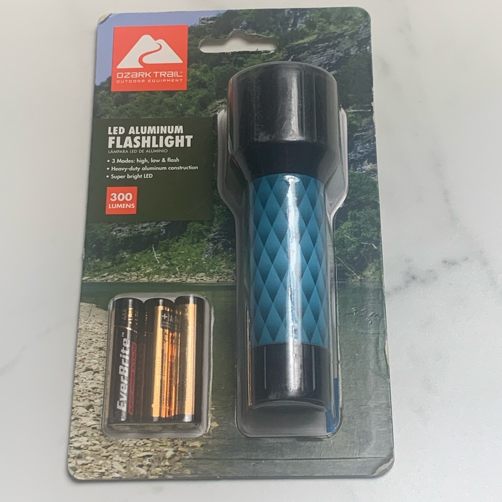 Ozark Trail Led Flashlight